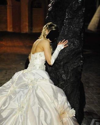 Abito da sposa con Swarovski autentici