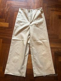 Pantalone a zampa di elefante Stradivarius