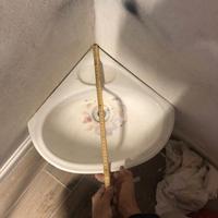 Lavabo angolare bagno