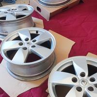 cerchi in lega da 16" per Renault Megane 