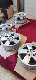 cerchi in lega da 16" per Renault Megane 