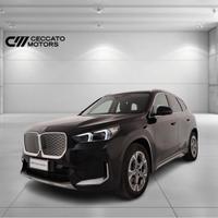 BMW iX1 edrive 20 X-Line