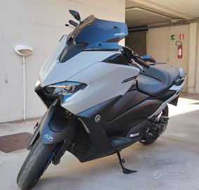 T Max 560 Icon Grey 