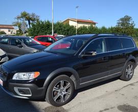 VOLVO XC70 D5 AWD Summum