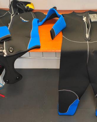 Muta Sub Cressi Medas 3 mm NUOVA 2 pezzi