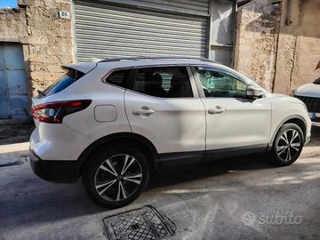 nissan quasquai 2018