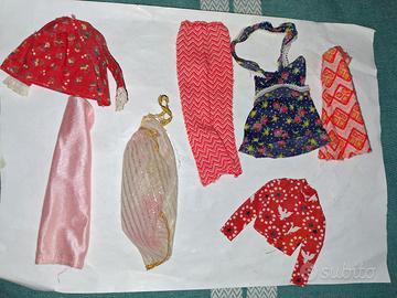 Lotto 7 vestitini vintage Barbie anni 70-80