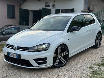 Volkswagen Golf R 2.0 TSI DSG 4MOTION 5p. BMT