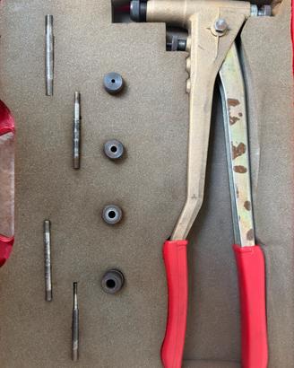 Rivettatrice professionale FAR KJ19