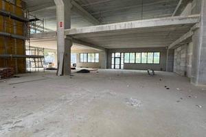 Immobile di 450 m² a Frattamaggiore