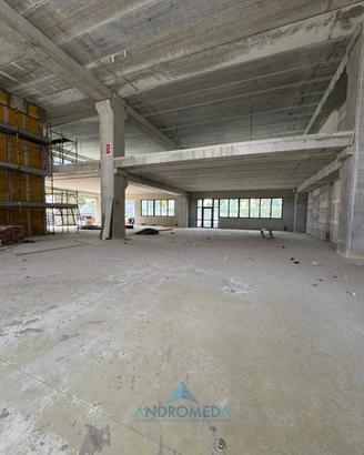 Immobile di 450 m² a Frattamaggiore
