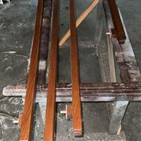 Corrimano in legno massello