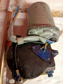 Tergicristallo Suzuki Samurai guida a destra