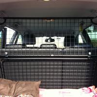 Rete auto cane in metallo