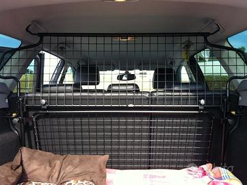 Rete auto cane in metallo