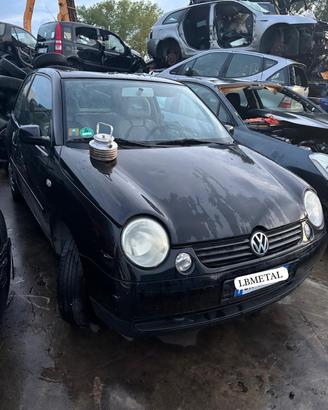 Volkswagen LUPO disponibili sportelli, fanali, par