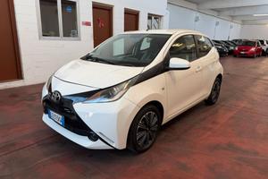 Toyota Aygo 1.0 VVT-i 69 CV 5 porte x-wave MMT cam