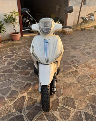 Piaggio Beverly 350 2014
