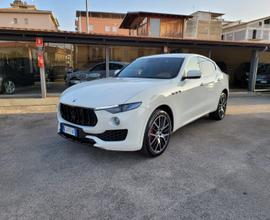 Maserati levante 275CV