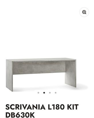 Scrivania ufficio
