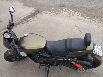 Moto Harley davidson 750