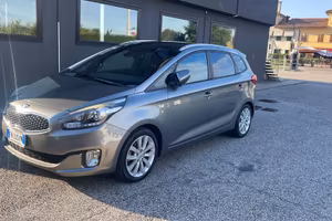Kia Carens 1.7 CRDi 115 CV Class 7 POSTI TETTO APR