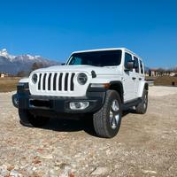 Jeep wrangler sahara