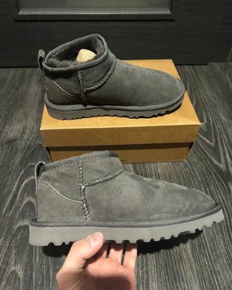 UGG Classic Ultra Mini grigio EU 39