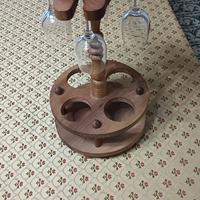 Porta bicchieri e bottiglia artigianale in legno