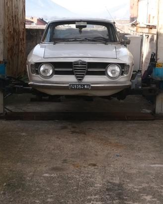 alfa romeo junior 1300 scalino 