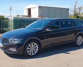 Volkswagen Passat Variant 2.0 TDI SCR EVO DSG Busi
