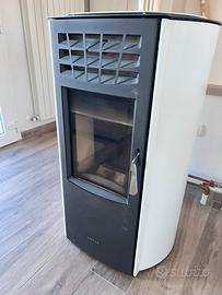 2 stufe a pellet idro modello Morgana Lincar