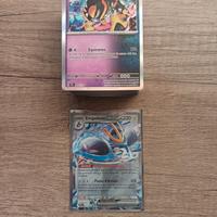 Mazzetto carte Pokemon con carta ex