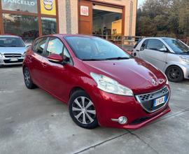 Peugeot 208 1.4 e-HDi 68 CV S&S robotizzato 5 port