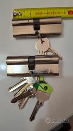 serrature  con chiavi