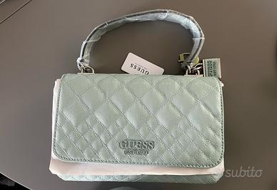 Borsa GUESS Queenie 4G - Mai usata. Con cartellino