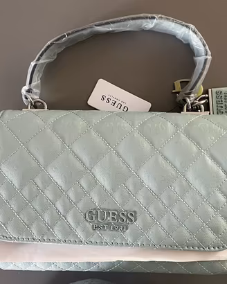 Borsa GUESS Queenie 4G - Mai usata. Con cartellino