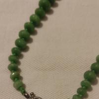 Collana in vetro verde
