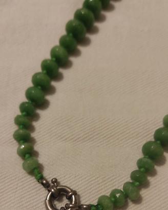Collana in vetro verde