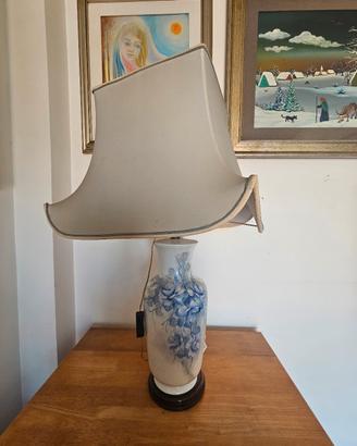 Lampada da tavolo  in ceramica decorata 