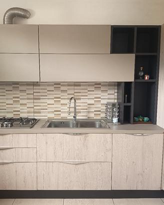 Cucina usata poco 