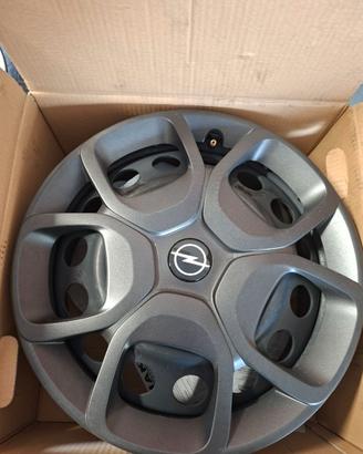 Cerchi Ferro con copricerchi originale Opel 17 poĺ