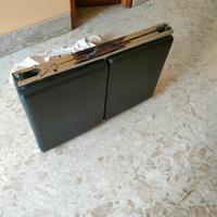 Lettino pieghevole in metallo