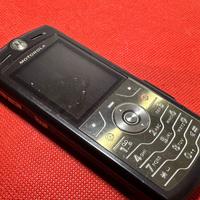CELLULARE MOTOROLA-V600