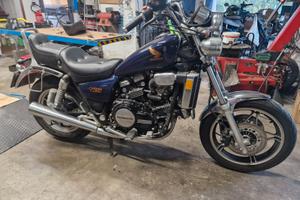 Honda vf 750 custom