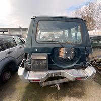POSTERIORE COMPLETO MITSUBISHI PAJERO 2008