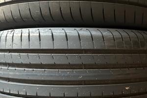 Gomme estive 205/40/17 84W Goodyear