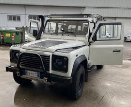 LAND ROVER Defender - 2006