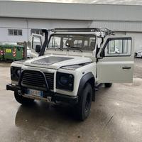 LAND ROVER Defender - 2006