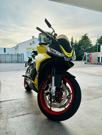 Aprilia tuono 660